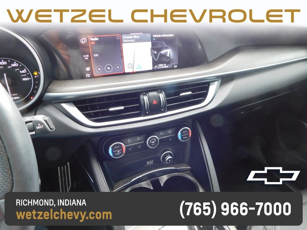 Used 2023 White Alfa Romeo Ti image 36
