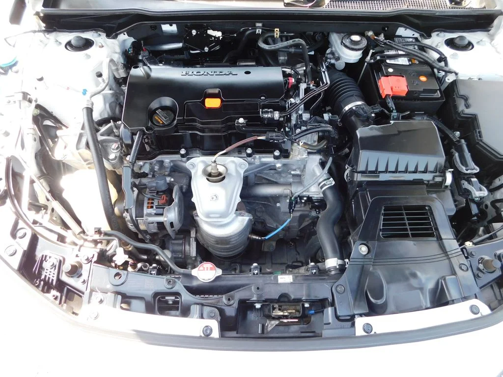 Used 2022 White Honda Sport image 32