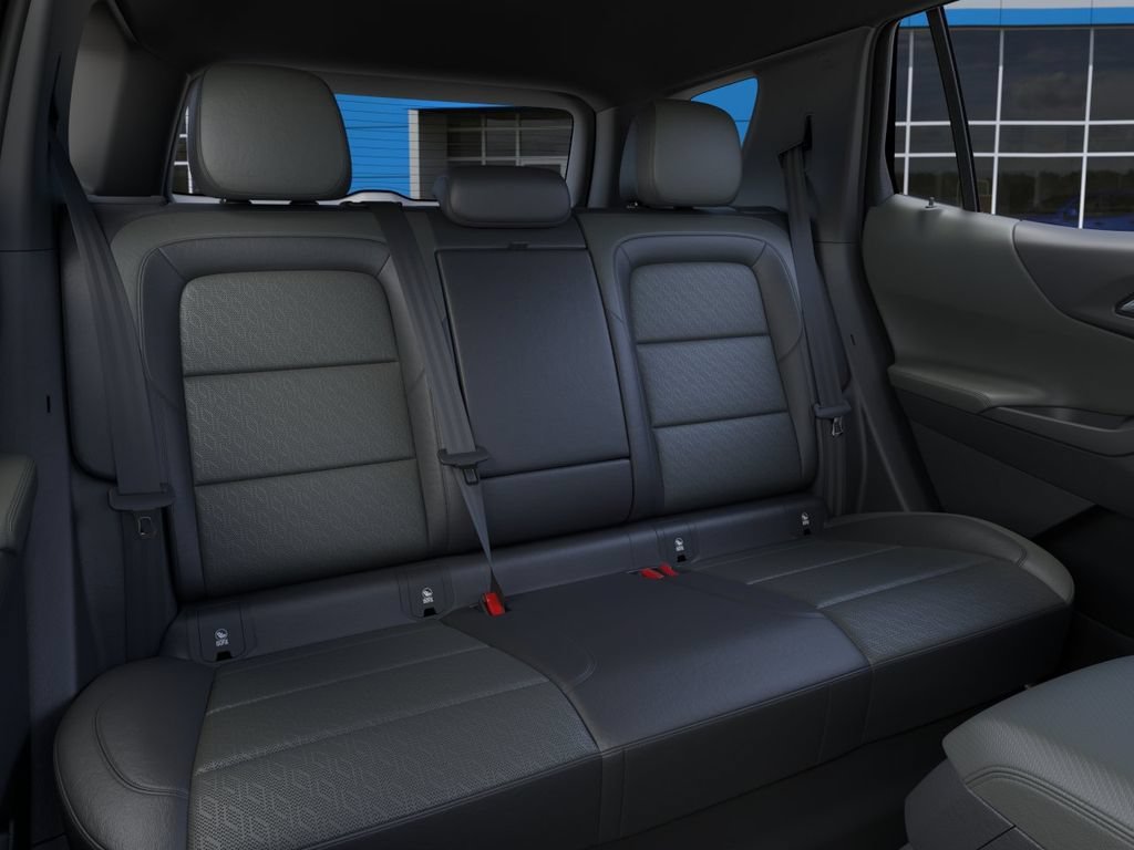 2027 Chevrolet Equinox LT - Photo 17