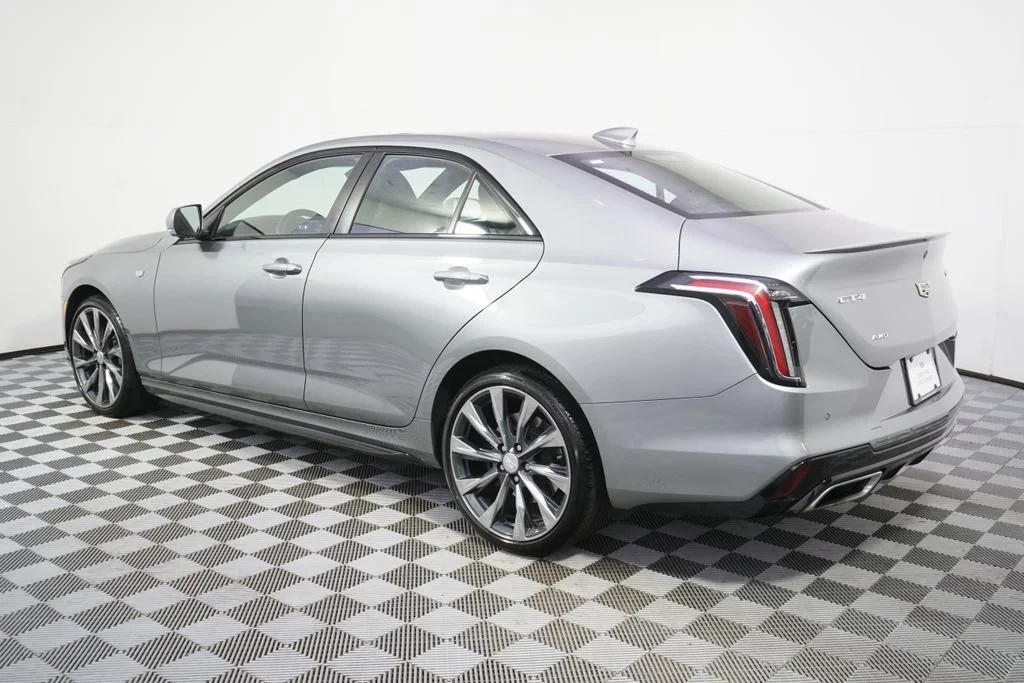 Used 2023 Argent Silver Metallic Cadillac Sport image 3