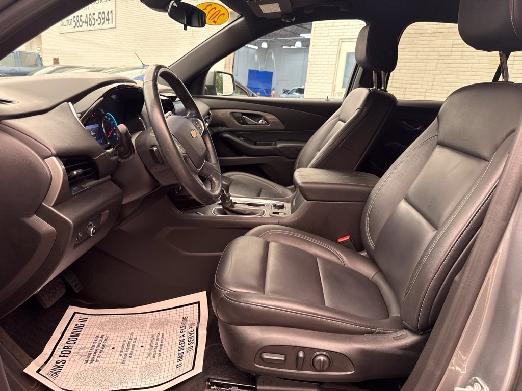 Used 2023 Gray Chevrolet LT Leather image 9
