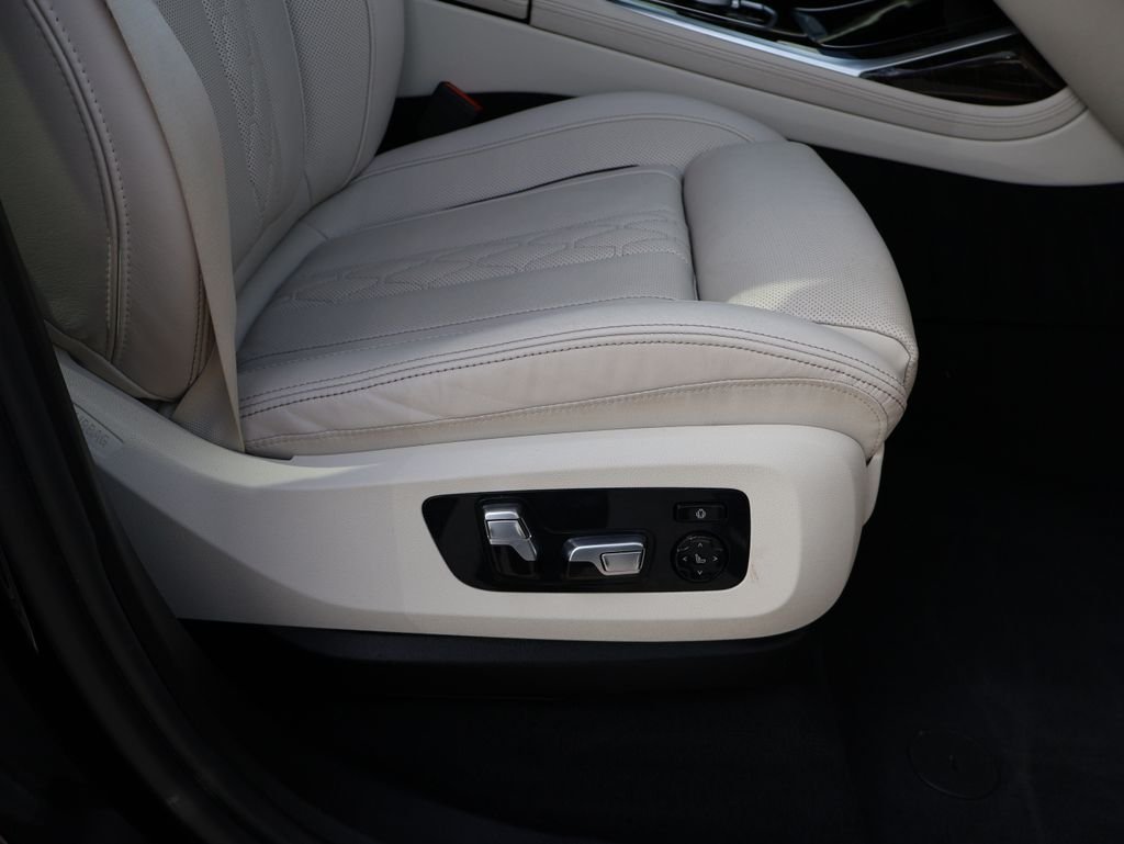 Used 2023 Carbon Black Metallic BMW xDrive40i image 78