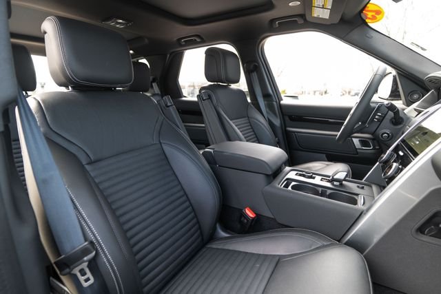 Used 2025 Gray Land Rover S image 15