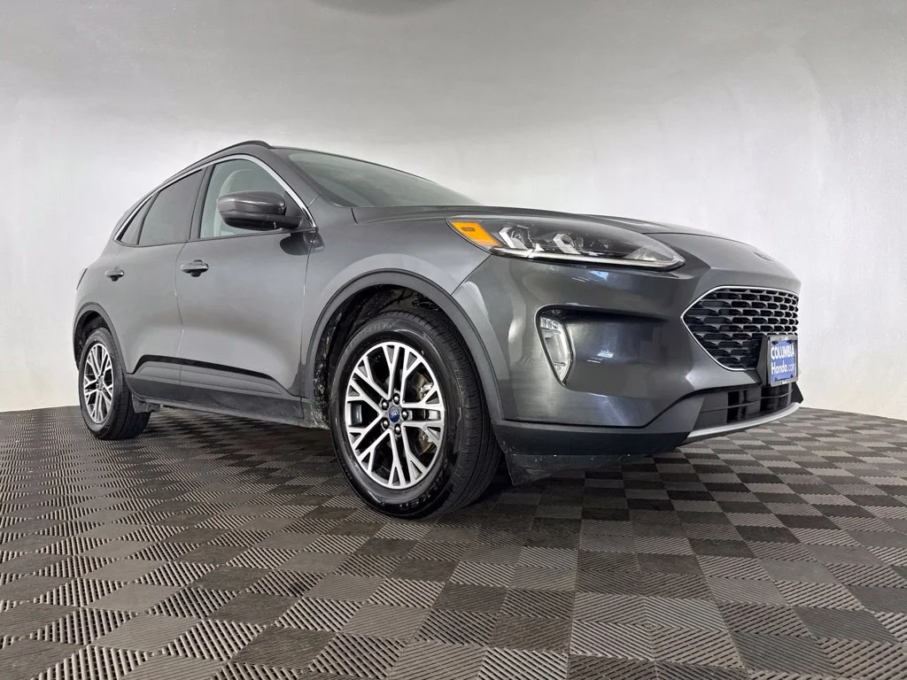 Used 2020 Gray Ford SEL image 40
