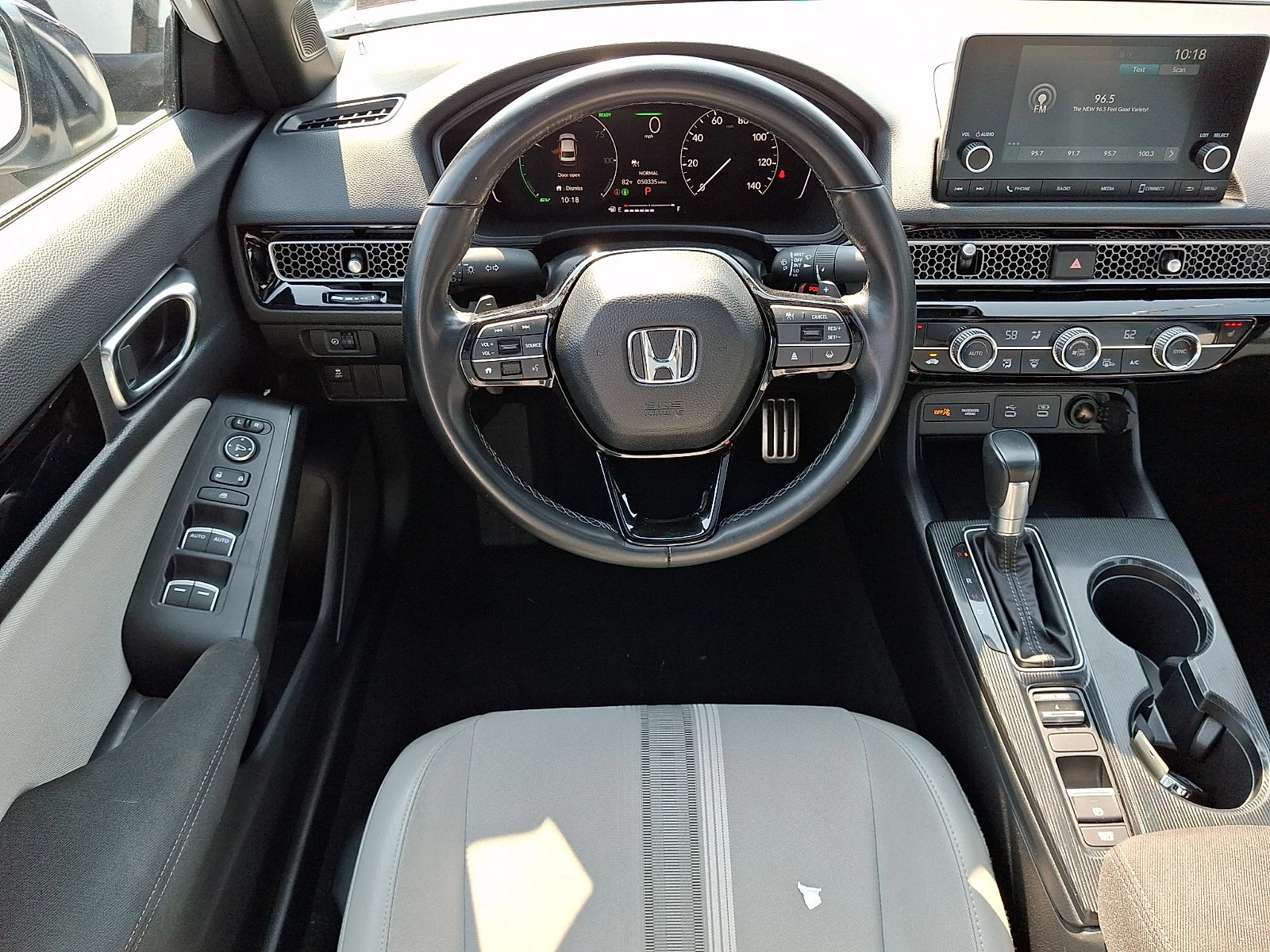 Used 2025 Platinum White Pearl Honda Sport image 9