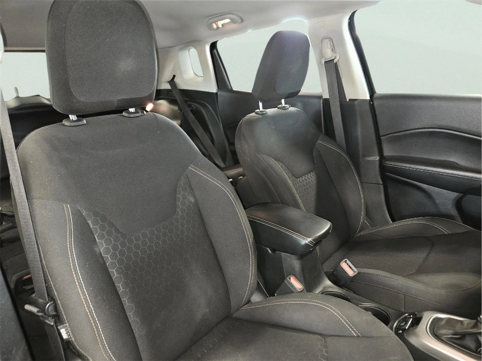 Used 2018 BLACK JEEP SPORT image 47