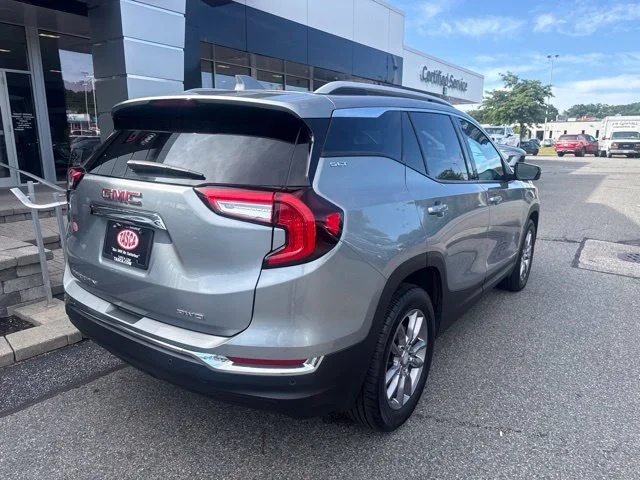 Used 2023 Silver GMC SLT image 7