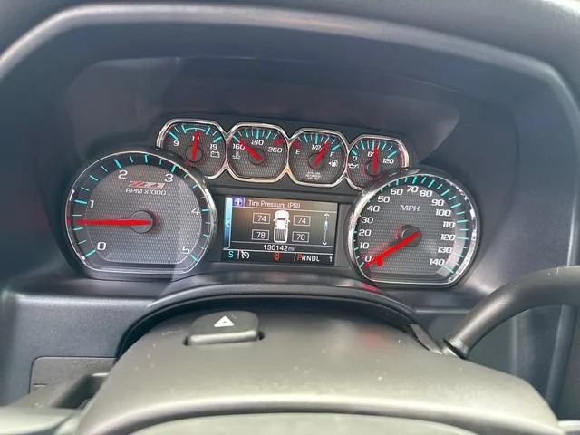 Used 2019 Deep Ocean Blue Metallic Chevrolet LTZ image 19