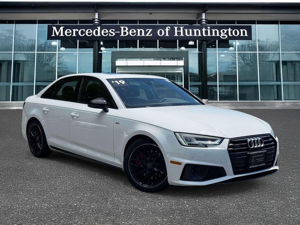 2019 Audi A4 2.0T quattro S tronic Premium Plus's photo