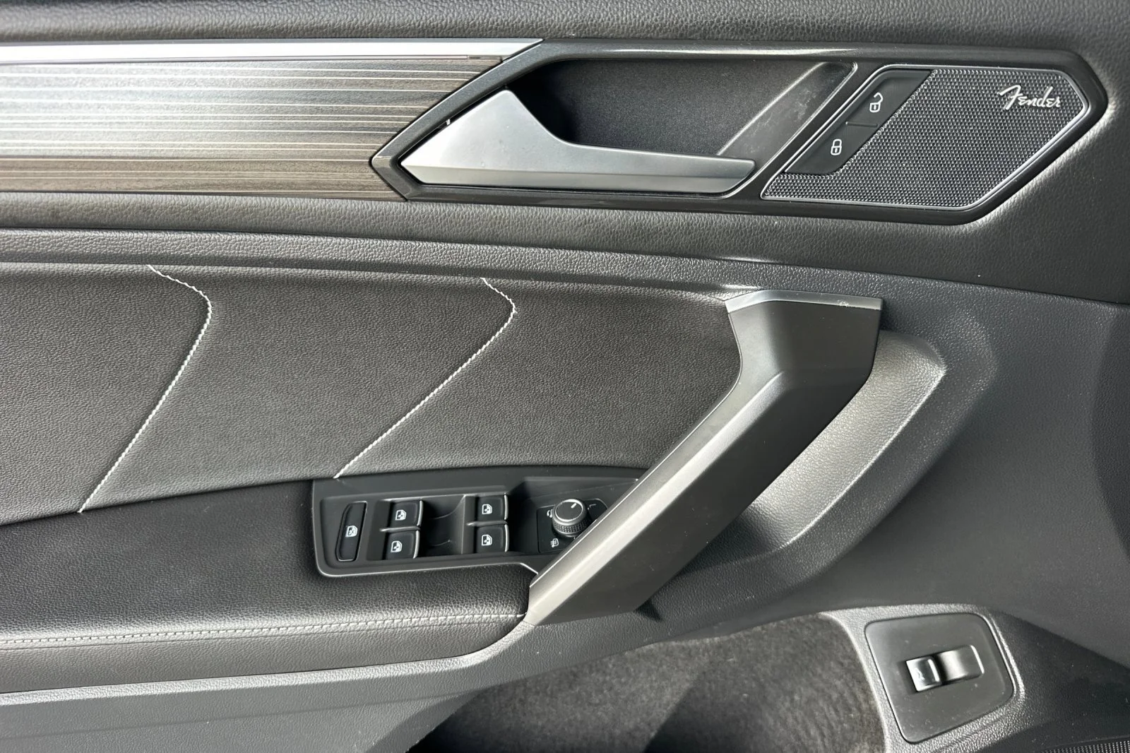 Used 2023 Gray Volkswagen SEL R-Line image 11