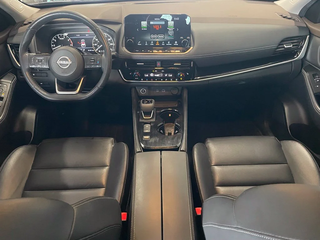 Used 2023 Blue Nissan SL image 12