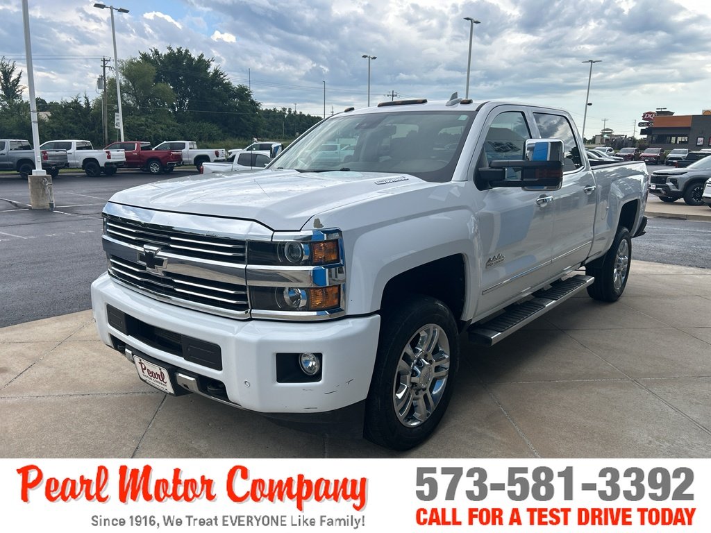 Used 2016 SUMMIT WHITE Chevrolet High Country image 7
