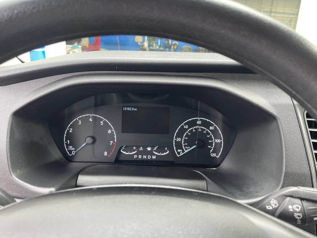 Used 2024  Ford  image 15