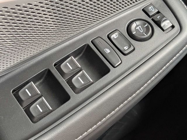 Used 2022 Silver Acura Technology image 27