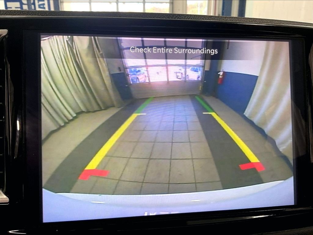 Used 2023 White Chrysler Touring L image 20