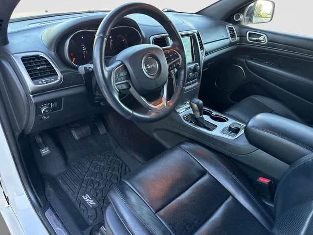 Used 2018 White Jeep Overland image 16