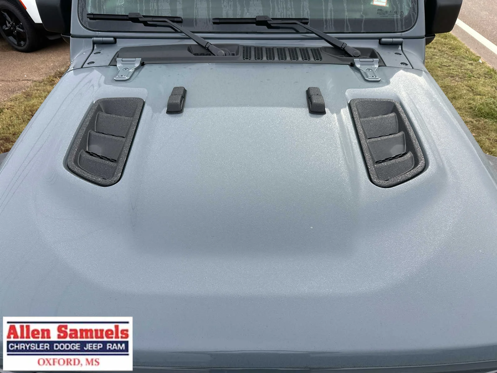 New 2026 Anvil Clear-Coat Exterior Paint Jeep Rubicon image 31
