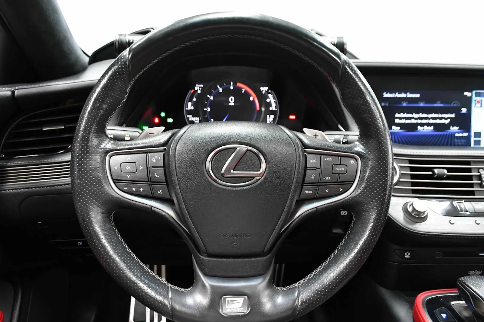 Used 2018 Liquid Platinum Lexus  image 17