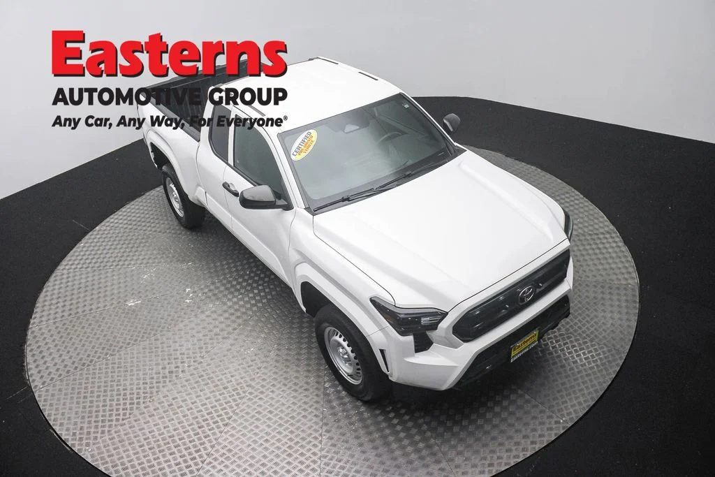 Used 2024 White Toyota SR image 3