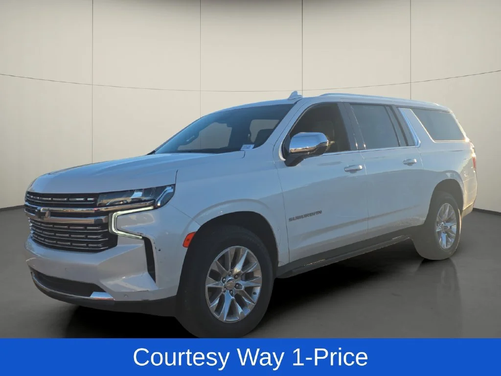 Used 2023 IRIDESCENT PEARL TRICOAT Chevrolet Premier image 4