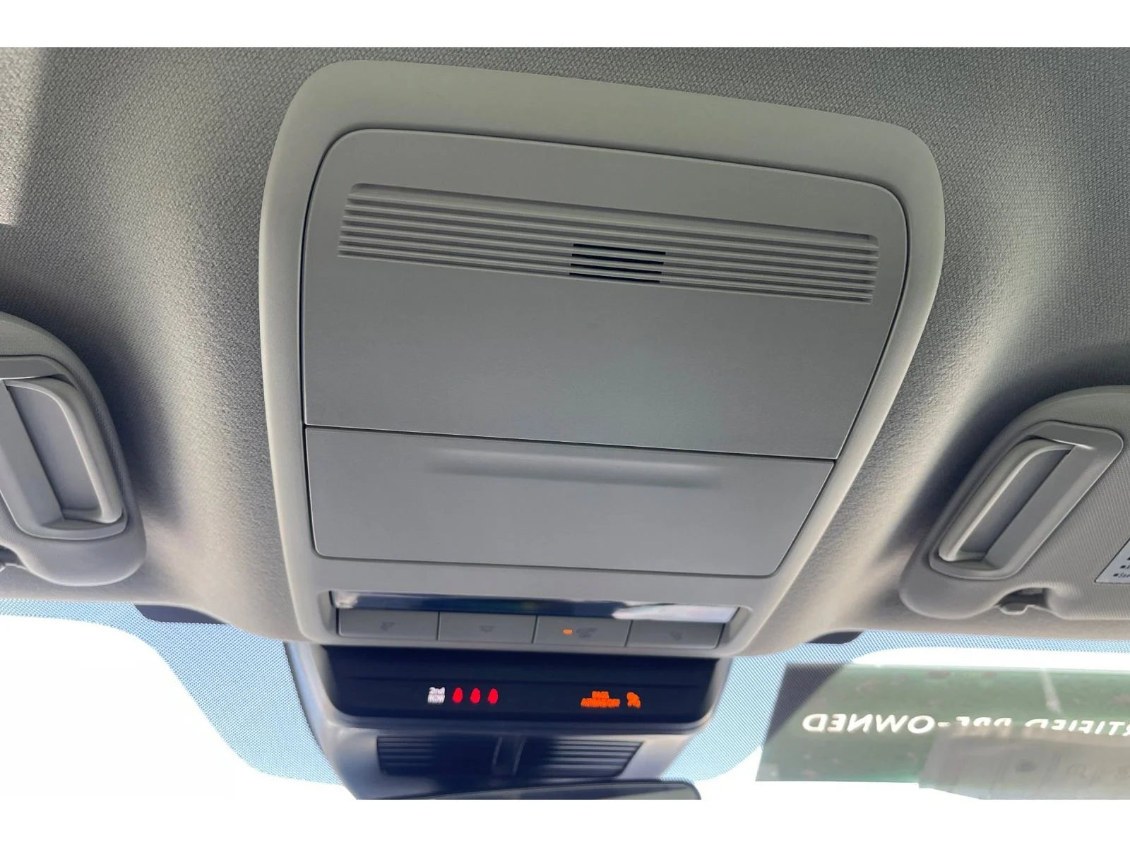 Used 2025 Machine Gray Metallic Mazda Select image 24