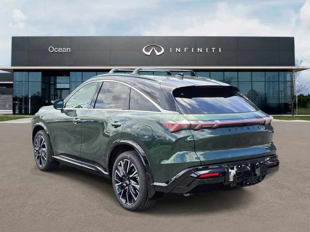 New 2027 Black INFINITI AUTOGRAPH image 4
