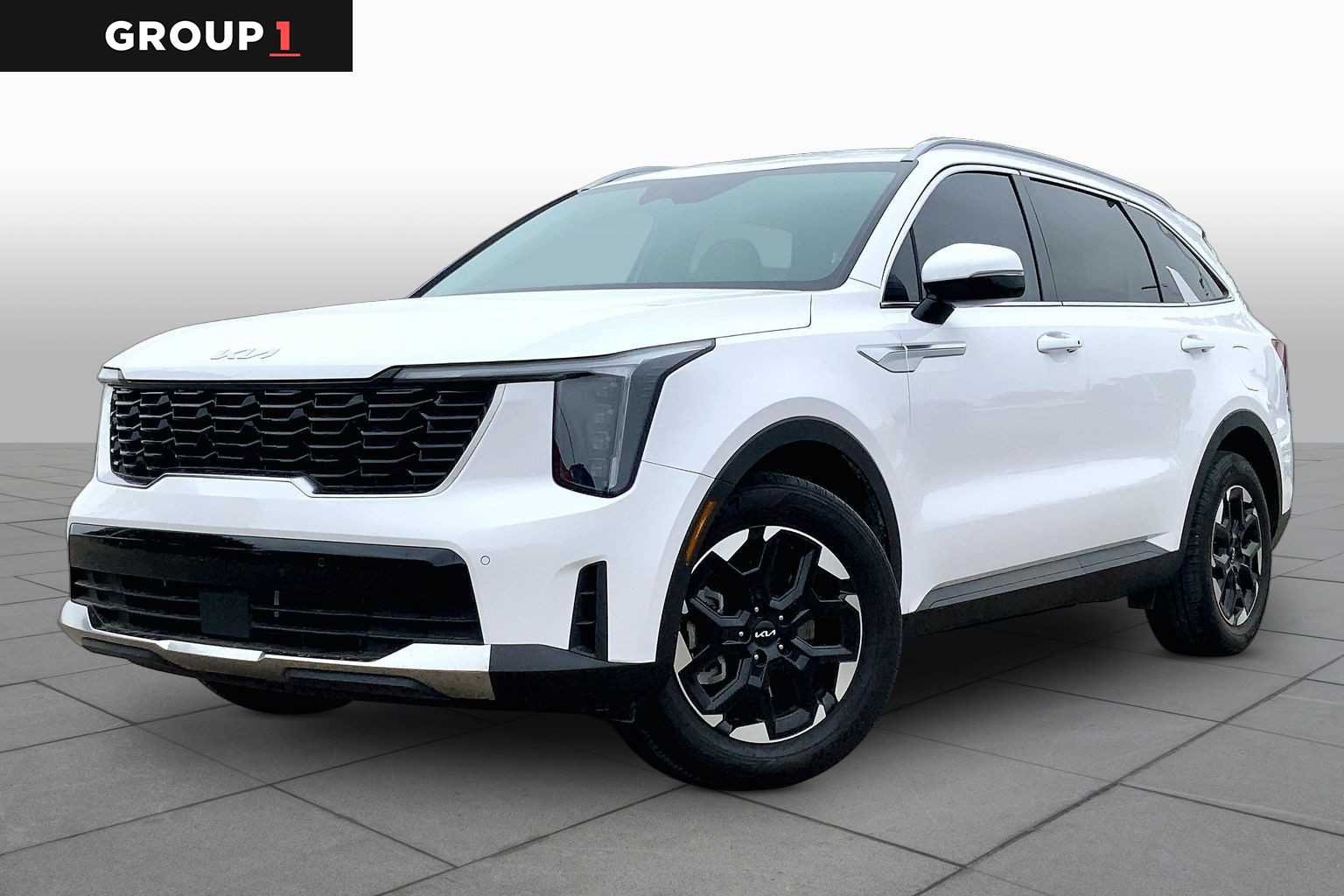 2025 Kia Sorento S AT's photo