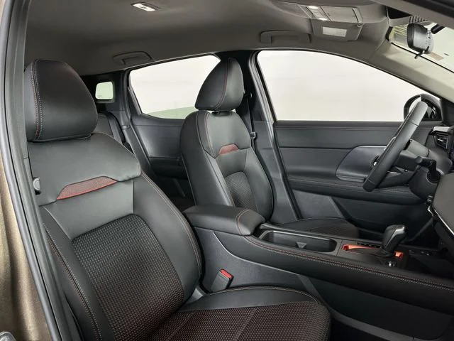2026 Nissan KICKS SR AWD - Photo 21