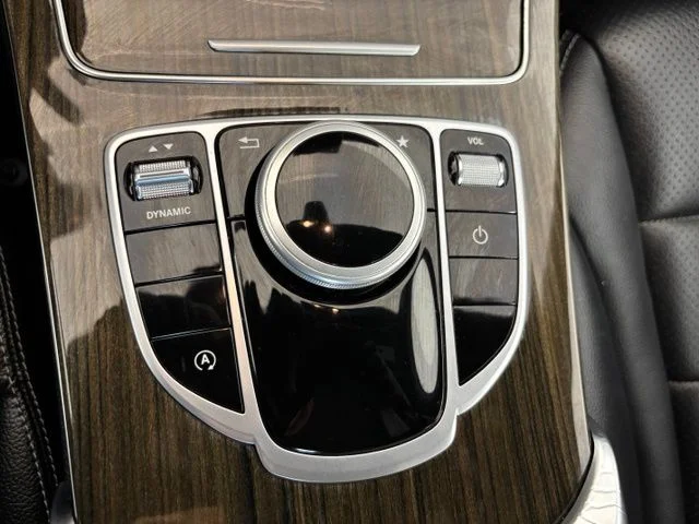 Used 2018  Mercedes-Benz C 300 image 18