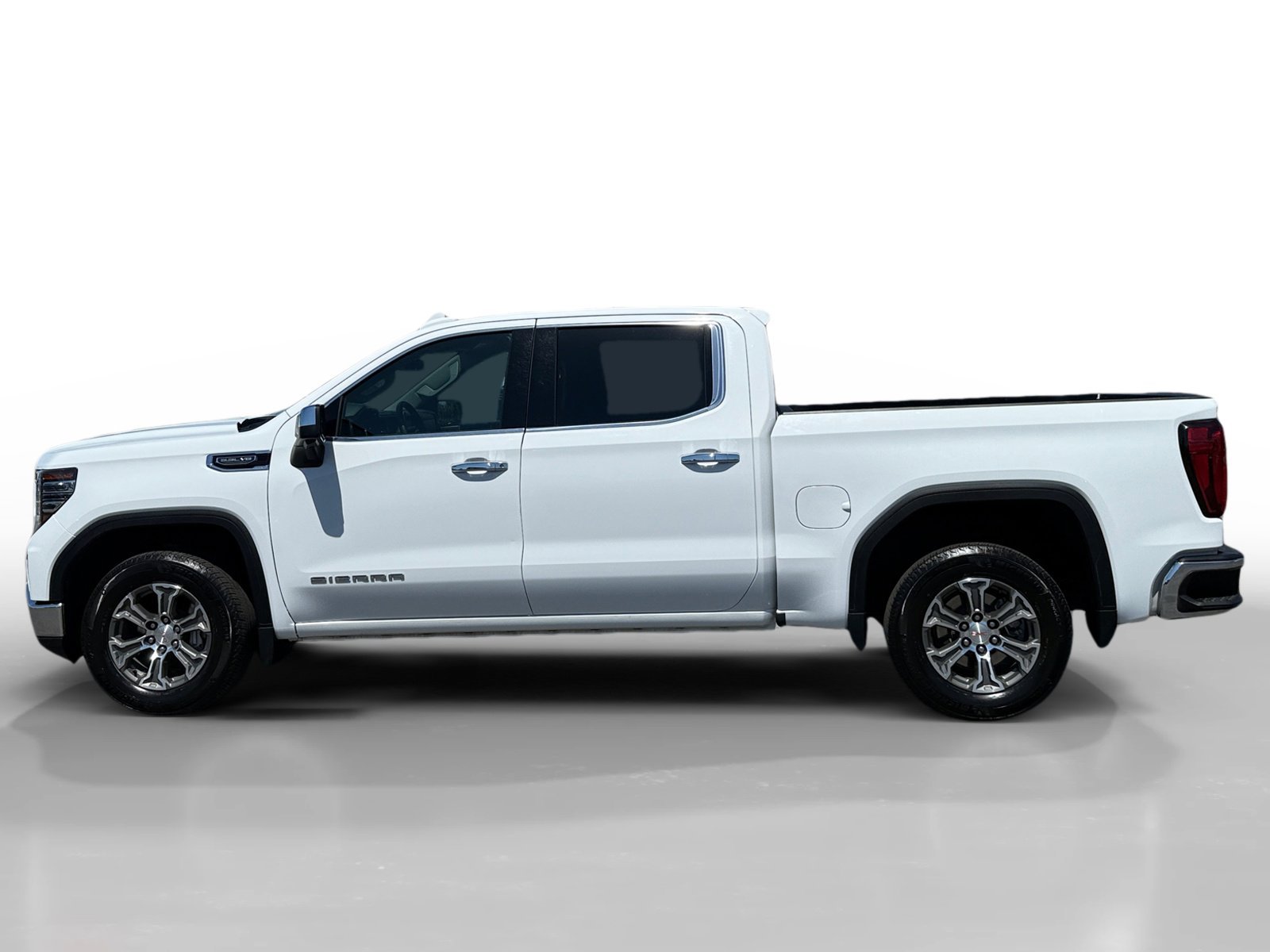 Used 2025 Summit White GMC SLT image 2
