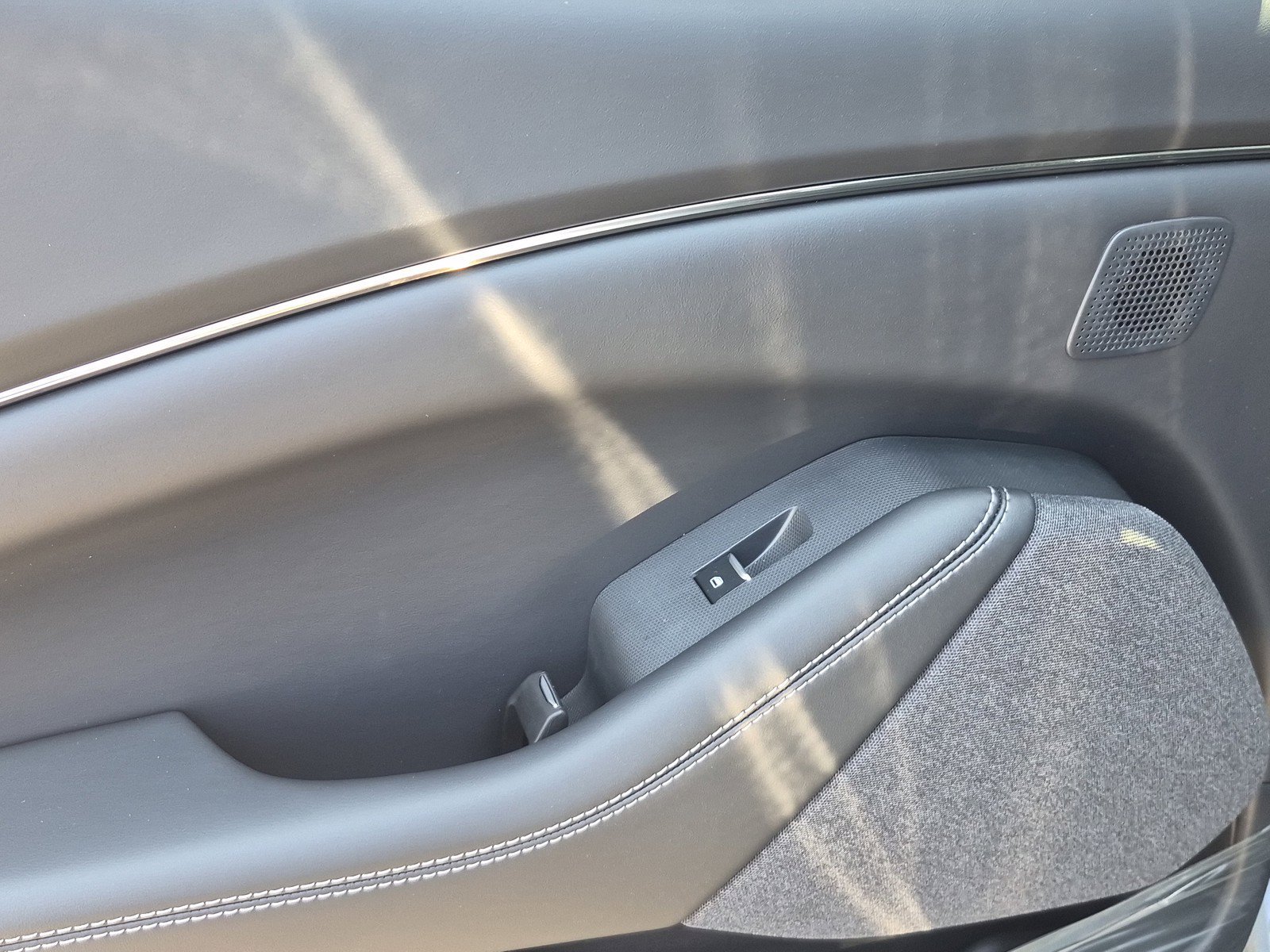 New 2026 Glacier Gray Metallic Tri-coat Ford Premium image 17