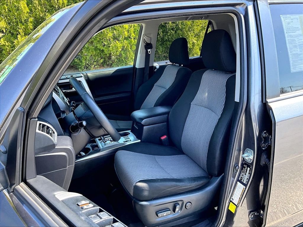 Used 2022 Magnetic Gray Metallic Toyota SR5 image 10
