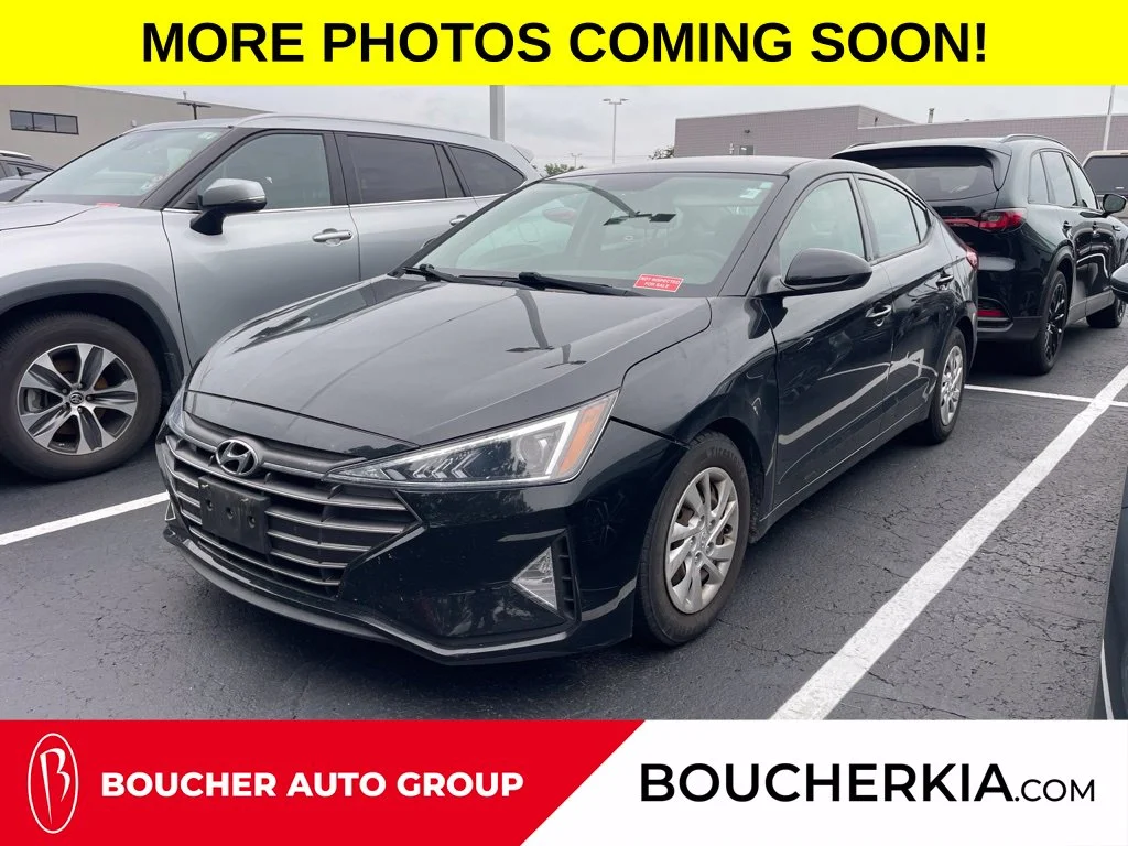 Used 2019 Phantom Black Hyundai SE image 1