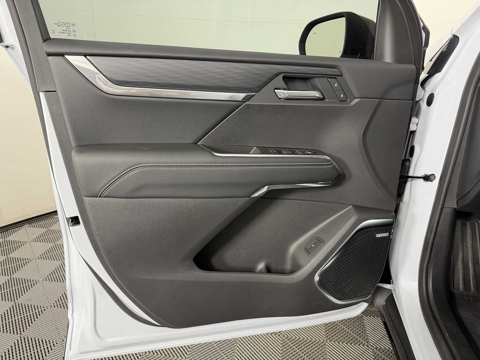 2026 GMC Acadia Elevation - Photo 8