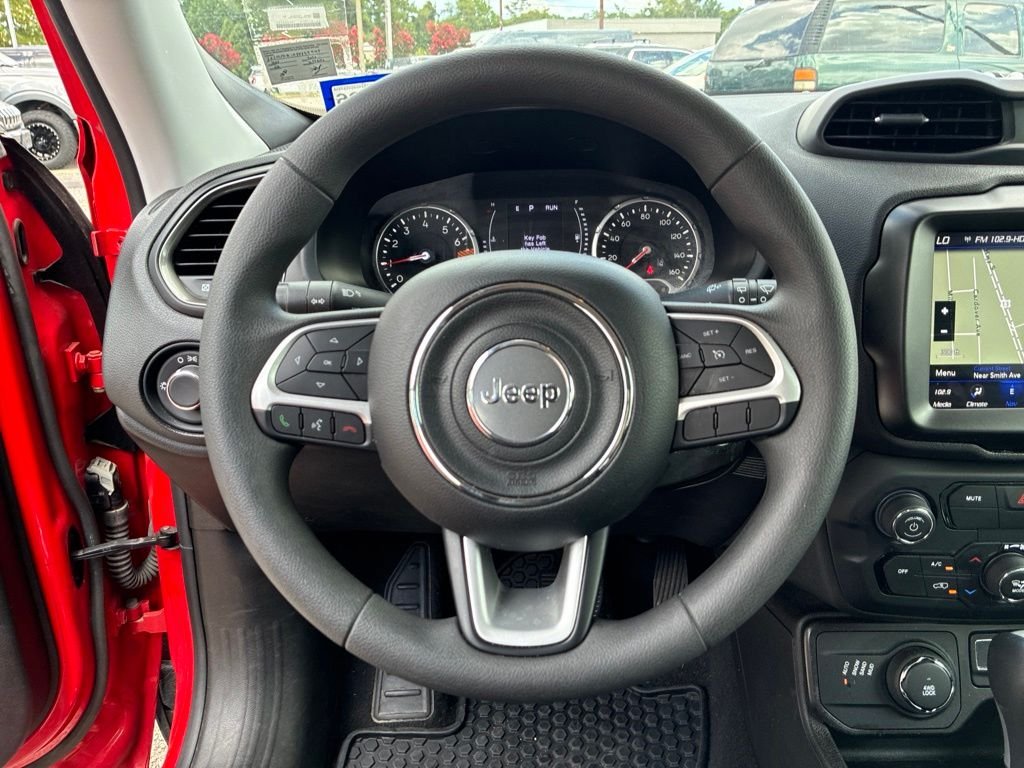 Used 2023 Red Jeep Latitude image 22