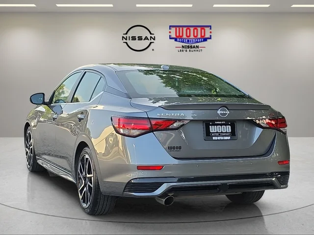 Used 2025 Gun Metallic Nissan SR image 4