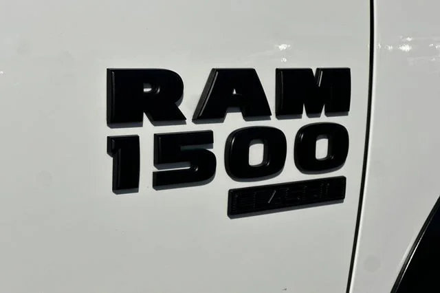 Used 2024 White Ram Warlock image 31