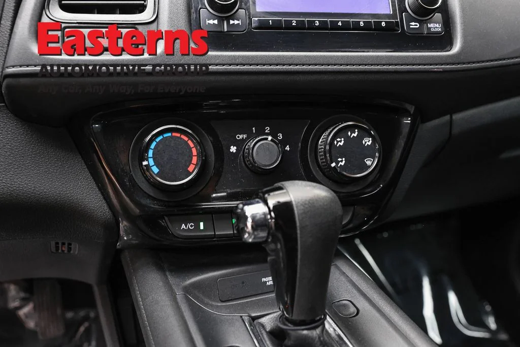 Used 2016 Green Honda LX image 18