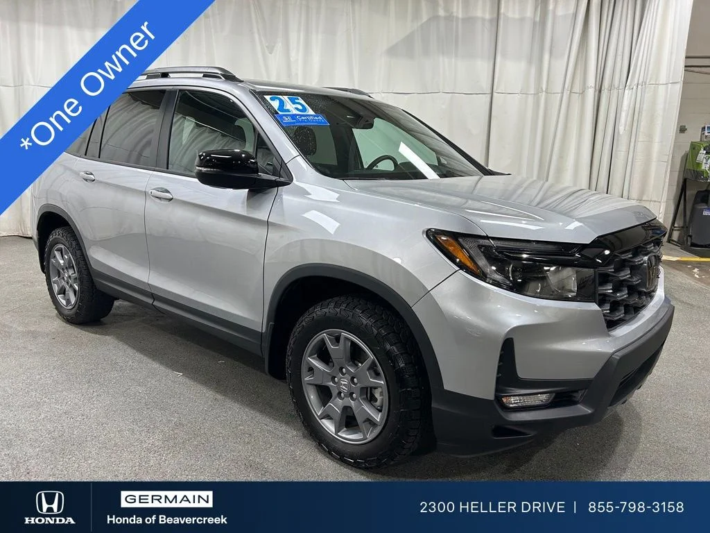 2025 Honda Passport 3.5 TrailSport 4WD Auto's photo