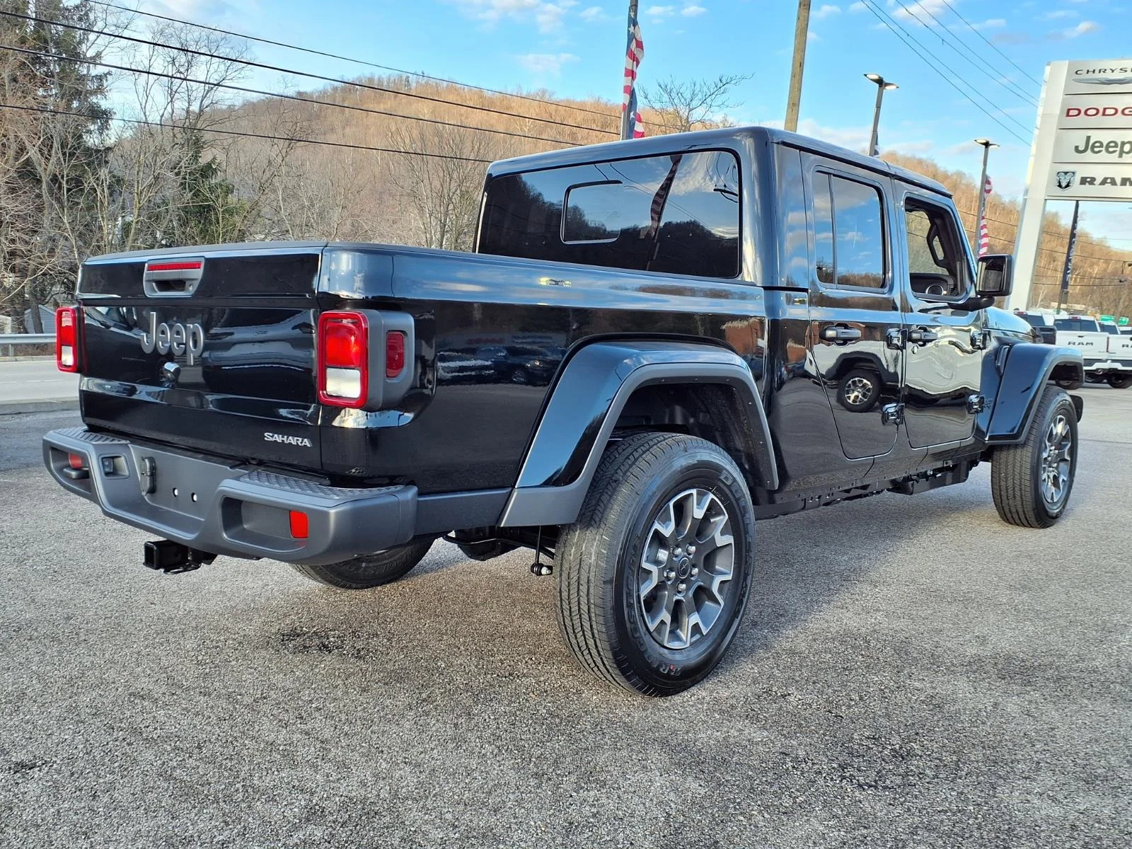 New 2026 Black Clear-Coat Exterior Paint Jeep Sahara image 2