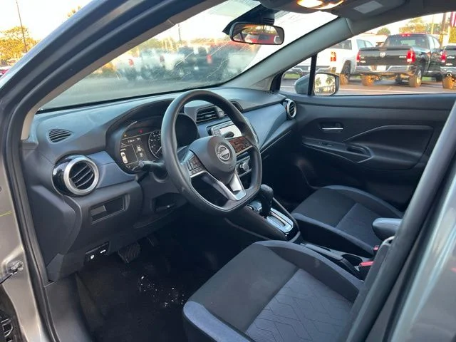 Used 2025 Gray Nissan 1.6 SV image 6