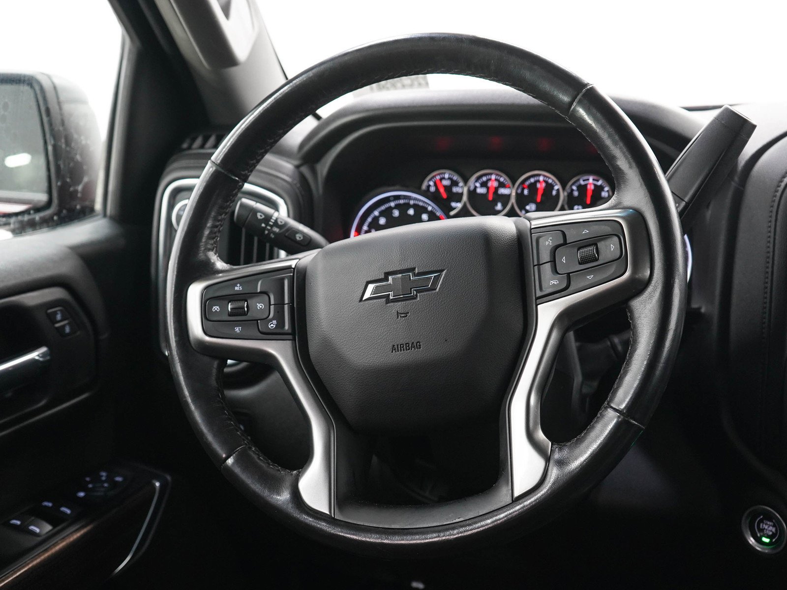 Used 2021 CHERRY RED TINTCOAT Chevrolet RST image 17
