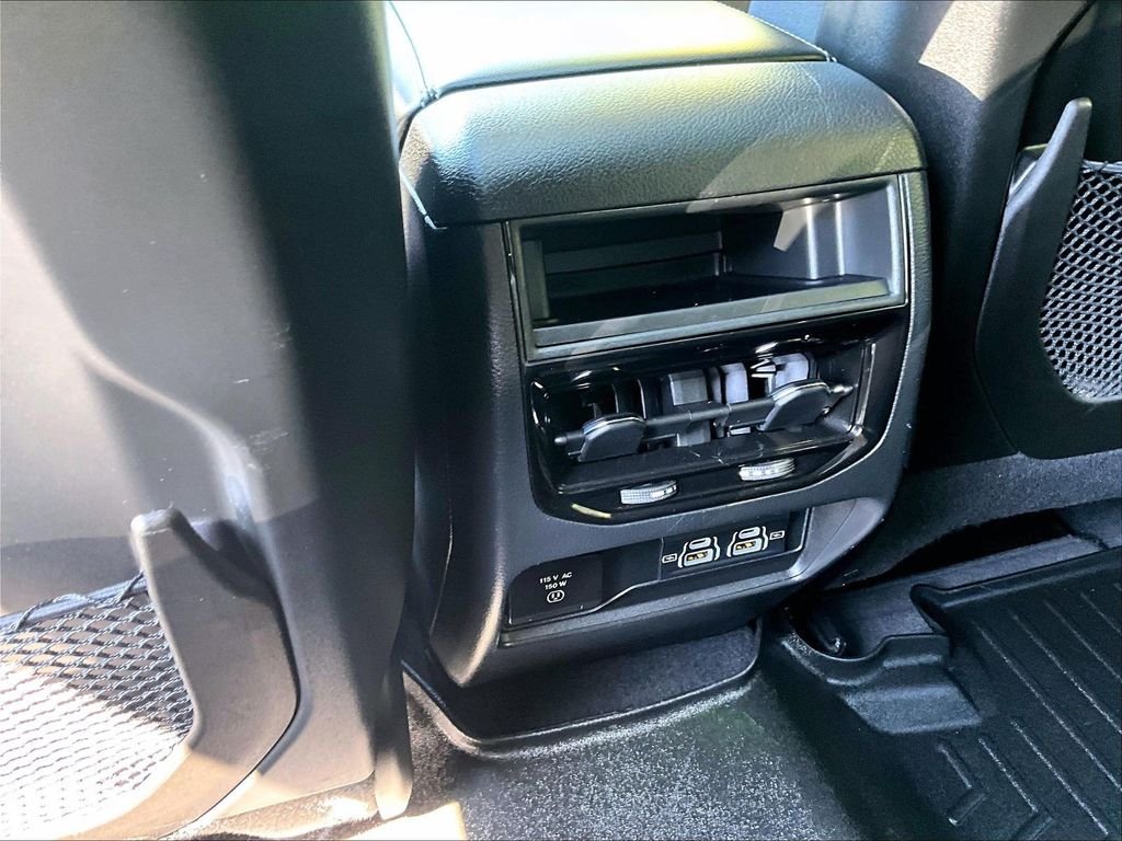 Used 2023 Bright White Clearcoat Jeep Altitude X image 28