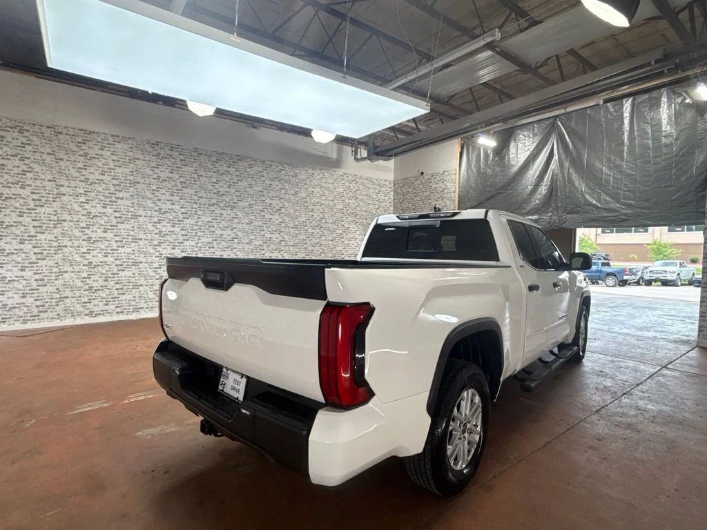 Used 2022 White Toyota SR5 image 7