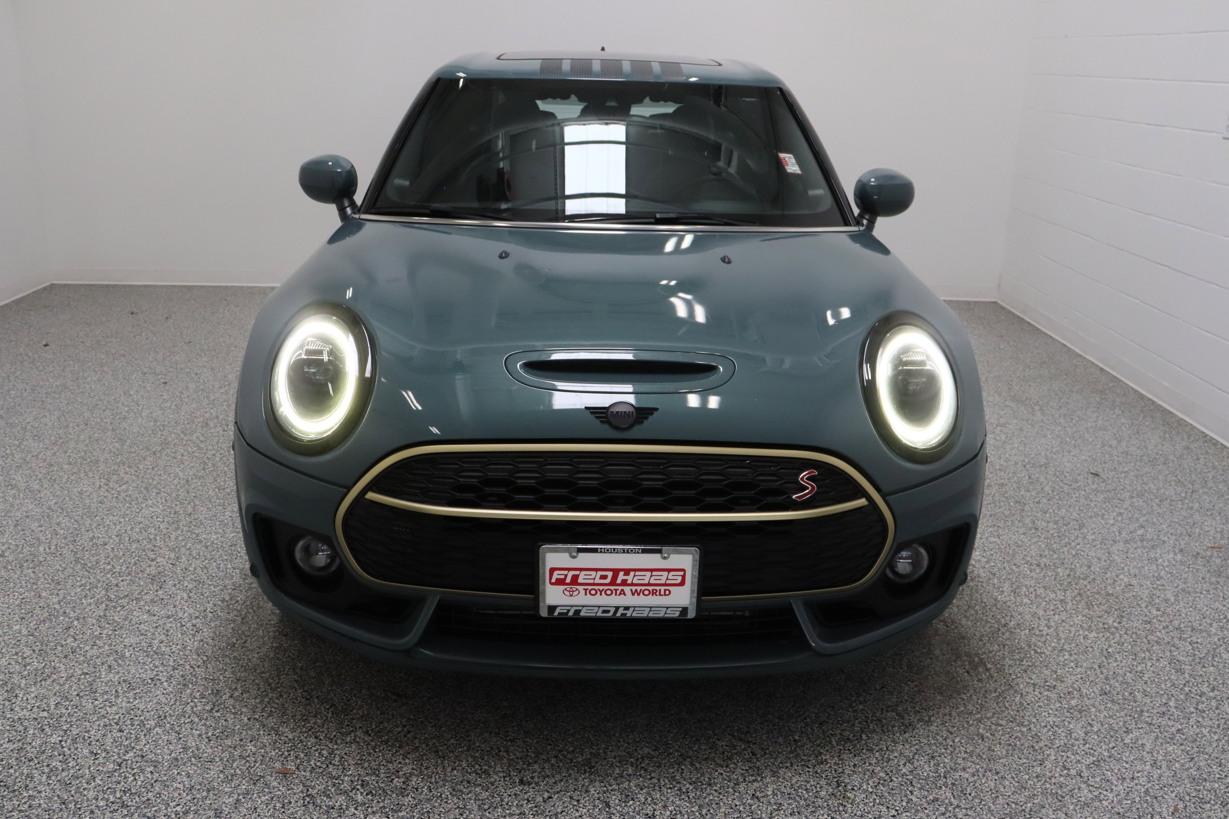 Used 2023 Sage Green Metallic MINI Cooper S 2.0T image 3