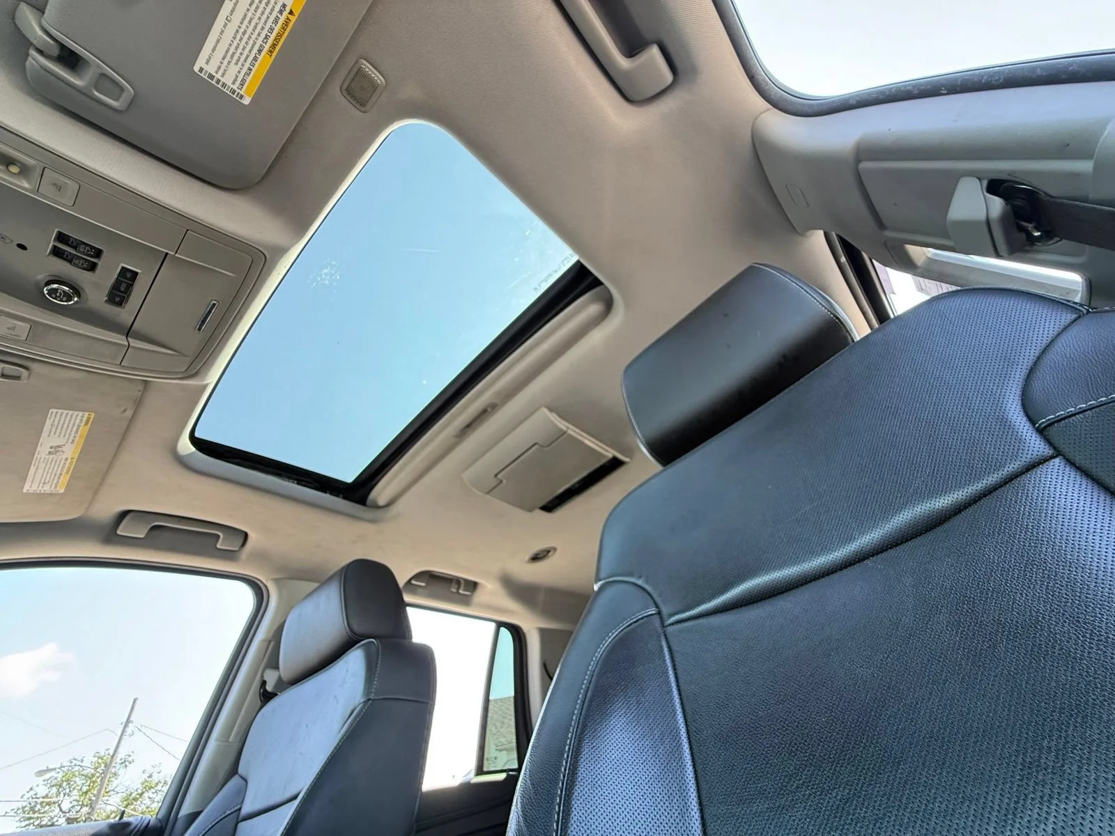 Used 2015 IRIDIUM METALLIC GMC SLT image 4