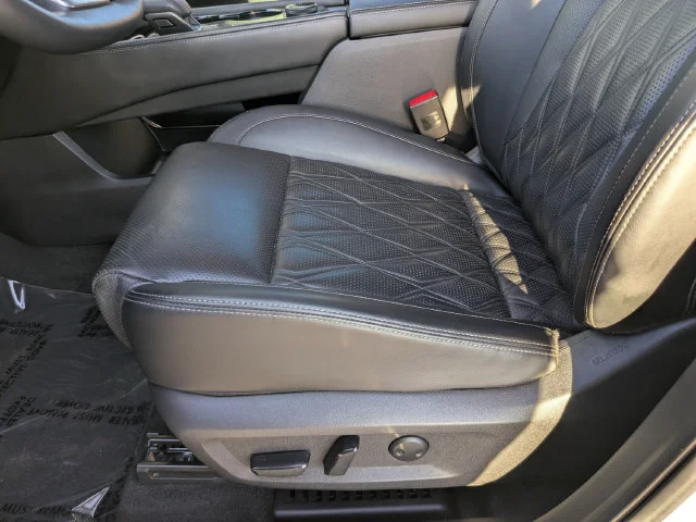 Certified Used 2023 Gray Nissan Platinum image 20