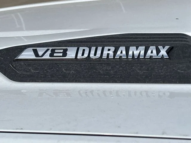New 2026 Summit White Chevrolet LT DRW image 11
