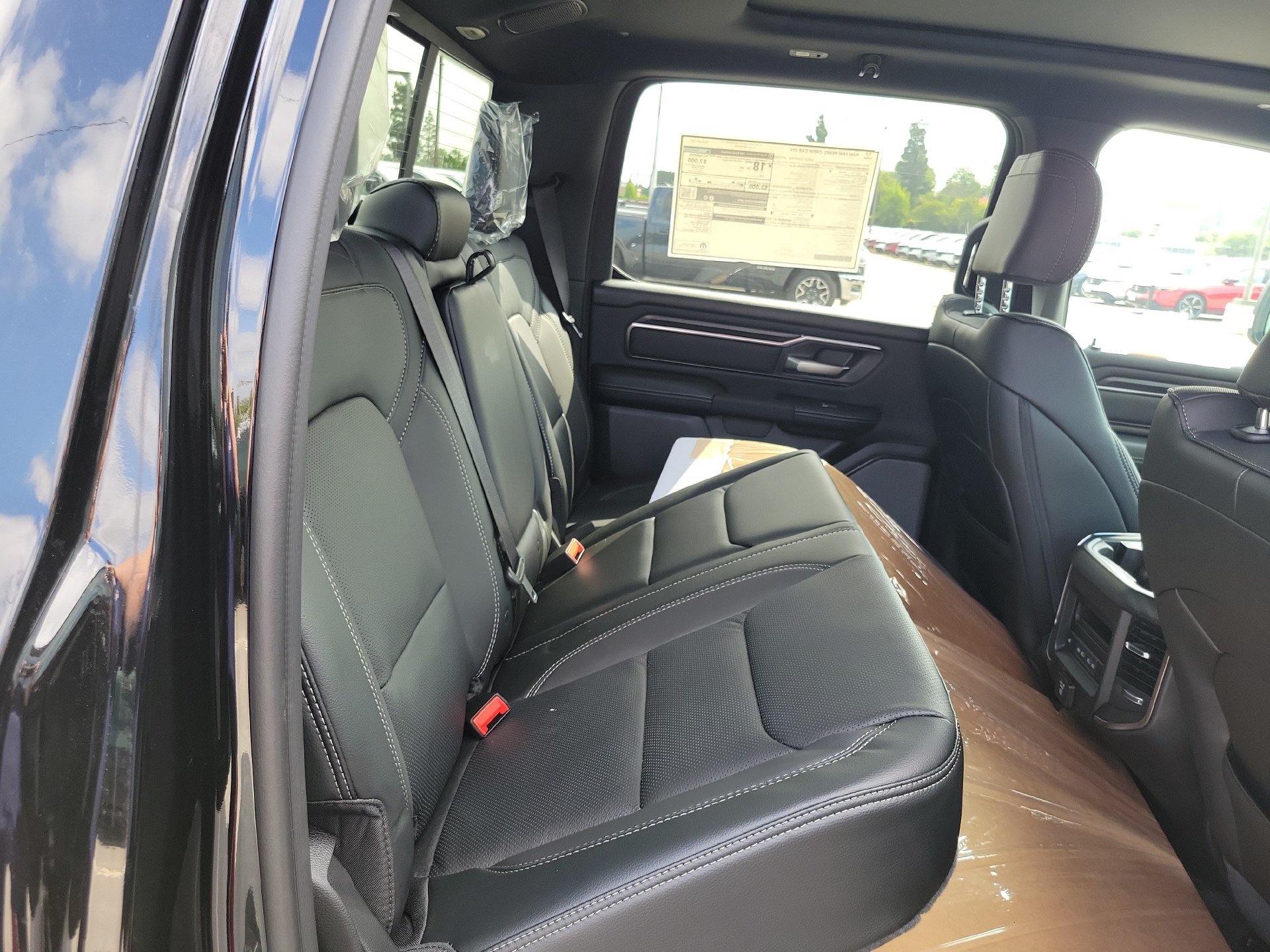 New 2027 Diamond Black Crystal Pearl-Coat Exterior Paint RAM Rebel image 19