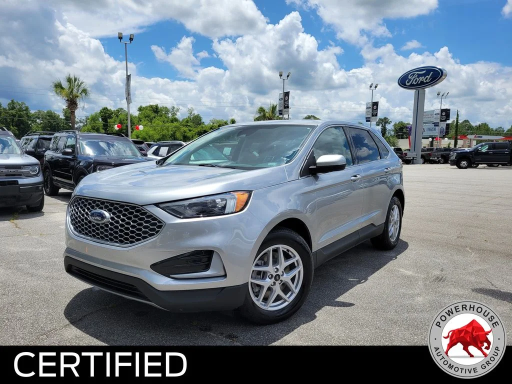 Used 2024 Silver Ford SEL image 1